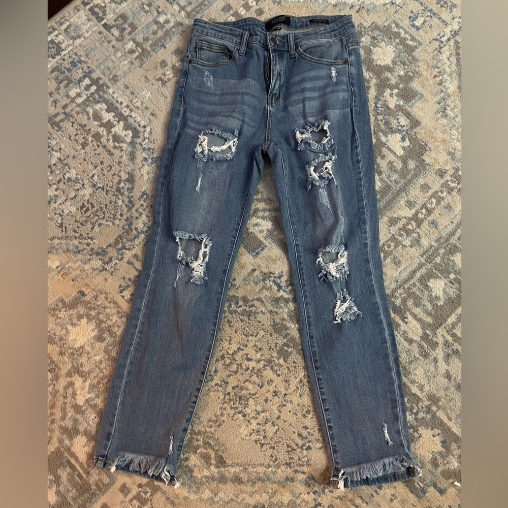 Judy Blue Girlfriend Cut Distressed Blue Jeans